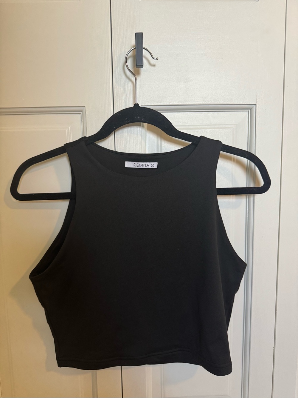 ReoRia Black Cropped High-Neck Tank